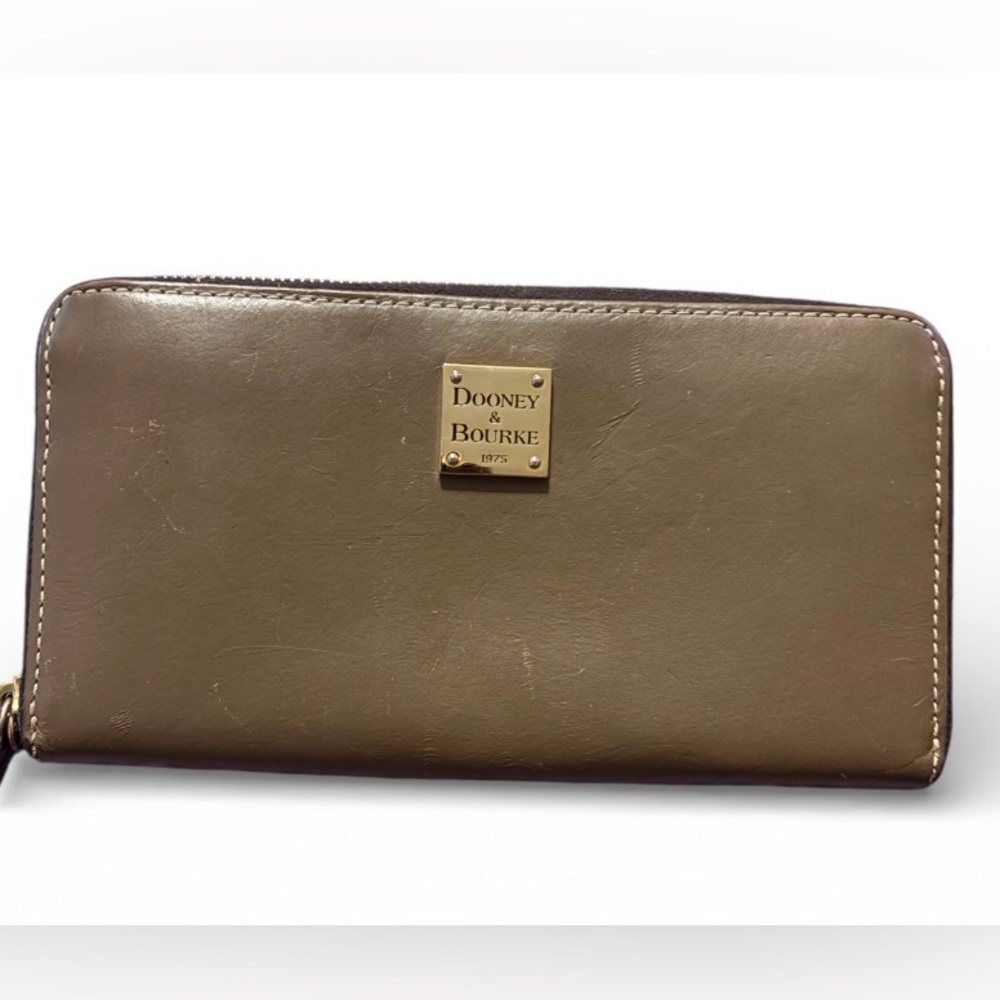 Dooney & Bourke Emerson large zip-around wallet